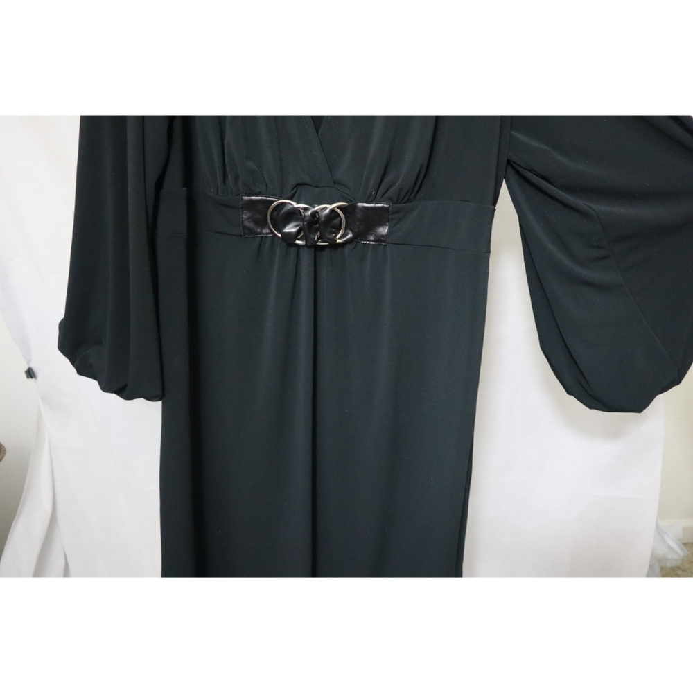 5 for $25 Torrid black dress - Picture 4 of 5